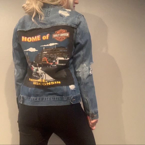 Denim jacket with Harley Davidson back patch - Picture 2 of 7